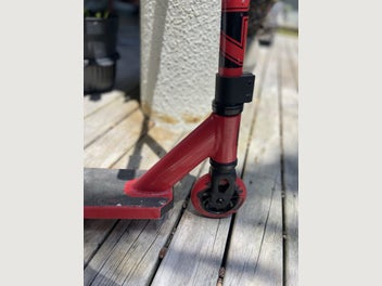 Image 1 of 8