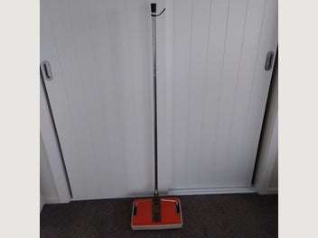Image 1 of 7