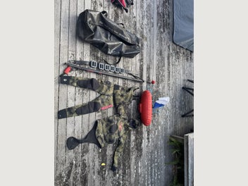 Image 1 of 7