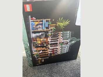 Image 1 of 1