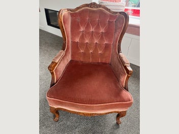 Image 1 of 4