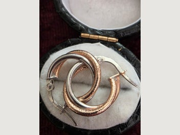 Image 1 of 7