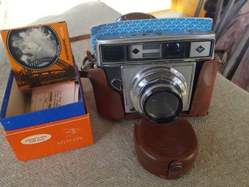 Image 1 of 4