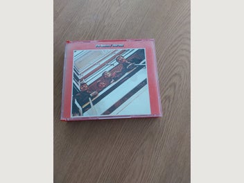 Image 1 of 4
