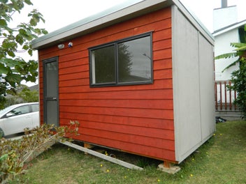 Image 1 of 7