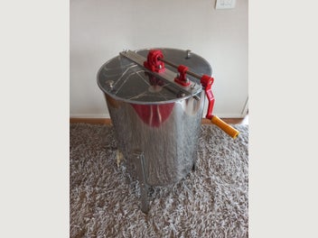 Image 1 of 2