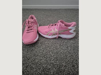 Image 1 of 4