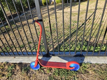Image 1 of 4