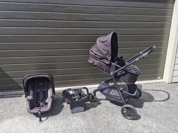 Image 1 of 18
