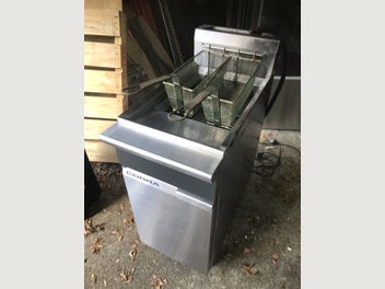 Image 1 of 6
