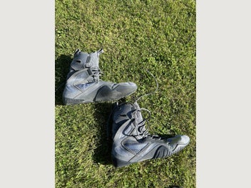 Image 1 of 6