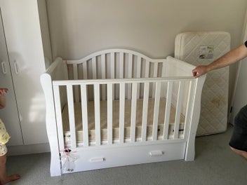 Image 1 of 7