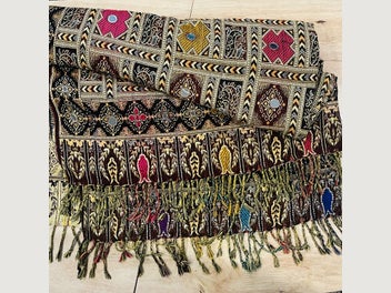 Image 1 of 5