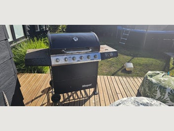 Image 1 of 6