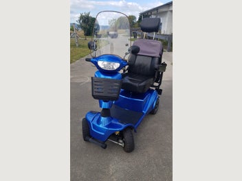 Image 1 of 6