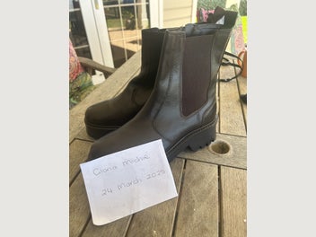 Image 1 of 5