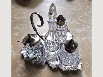 Image 1 of 4