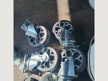 Image 1 of 4