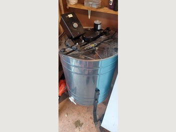 Image 1 of 7