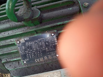 Image 1 of 7
