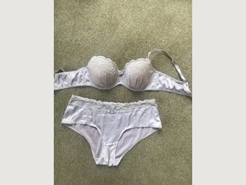 Image 1 of 5