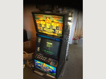 Image 1 of 2