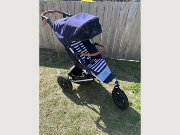 Image 1 of 6