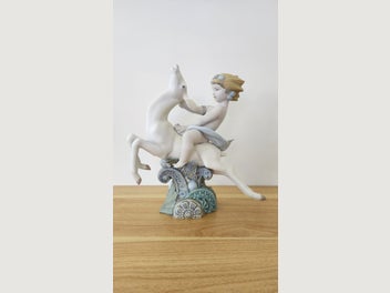 Image 1 of 7