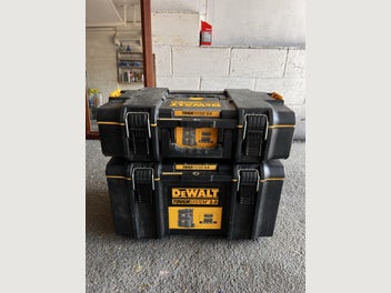 Image 1 of 4