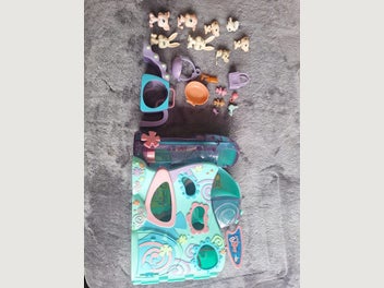 Image 1 of 3