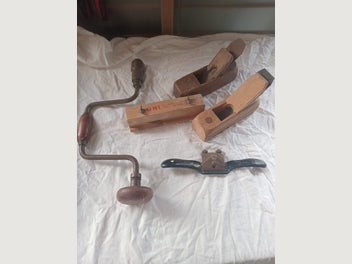 Image 1 of 4