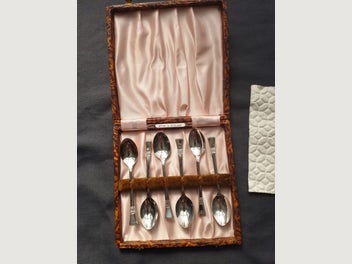 Image 1 of 4