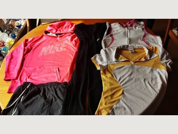 Image 1 of 4