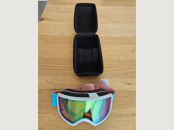 Image 1 of 2