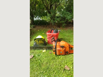 Image 1 of 8