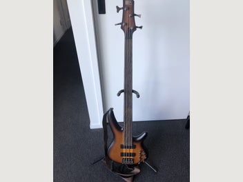 Image 1 of 4