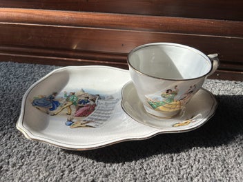 Image 1 of 2