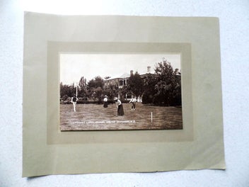 Image 1 of 3