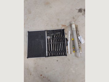 Image 1 of 7