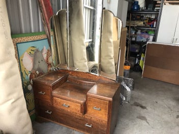 Image 1 of 7