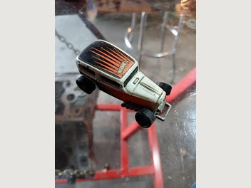 Image 1 of 1
