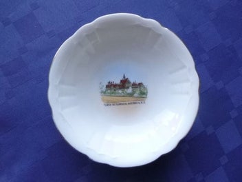 Image 1 of 3
