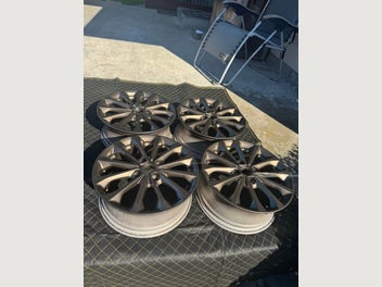Image 1 of 4