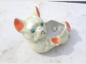 Image 1 of 7