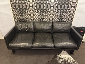 Image 1 of 7