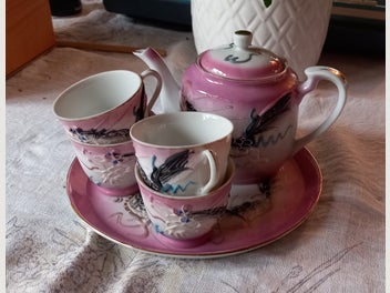 Image 1 of 8