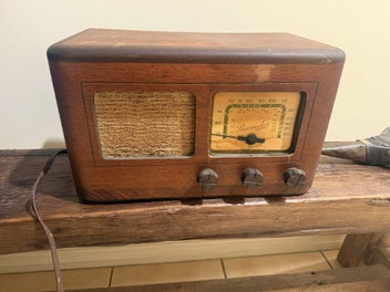 Image 1 of 4