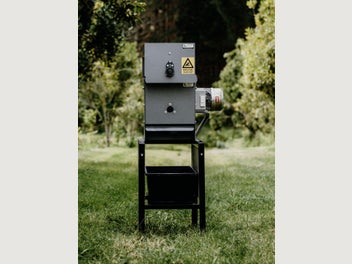 Image 1 of 7