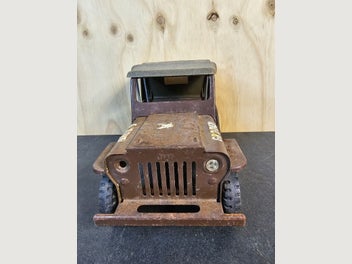 Image 1 of 7