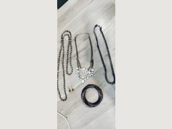 Image 1 of 6